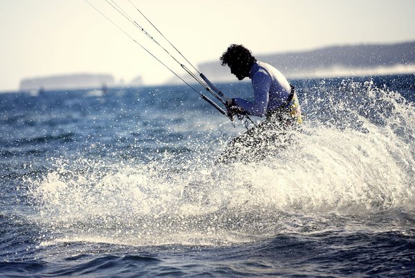 Quels sont les meilleurs spots pour faire du kitesurf en Espagne ?